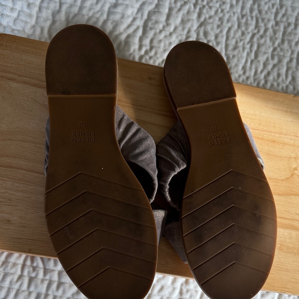 Eileen Fisher Women's Metallic Brown Sandals - Picture 4 of 4